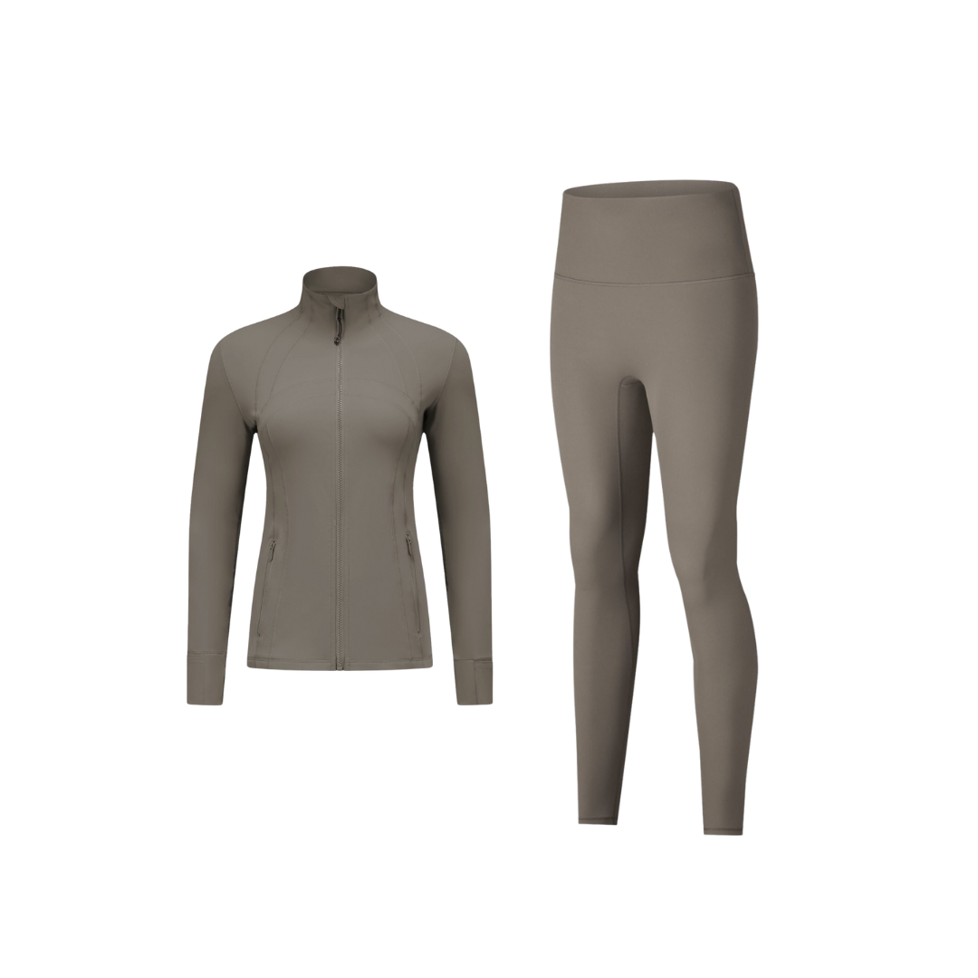 Curves Tracksuit – Women's Stretchy Activewear for Hourglass Shape